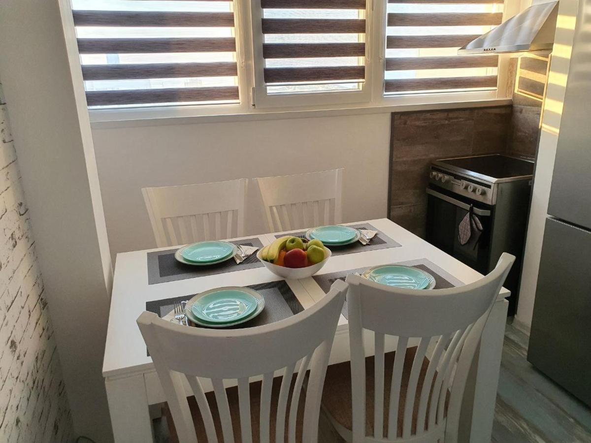 Seaside Vantage Getaway 布尔加斯 外观 照片